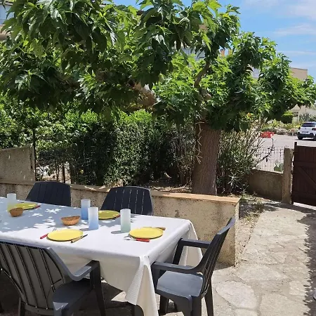 Maison Spacieuse Climatisee, 3 Chambres, Terrasse, Cuisine Neuve, Acces Direct A La Mer, A - Fr-1-326-719